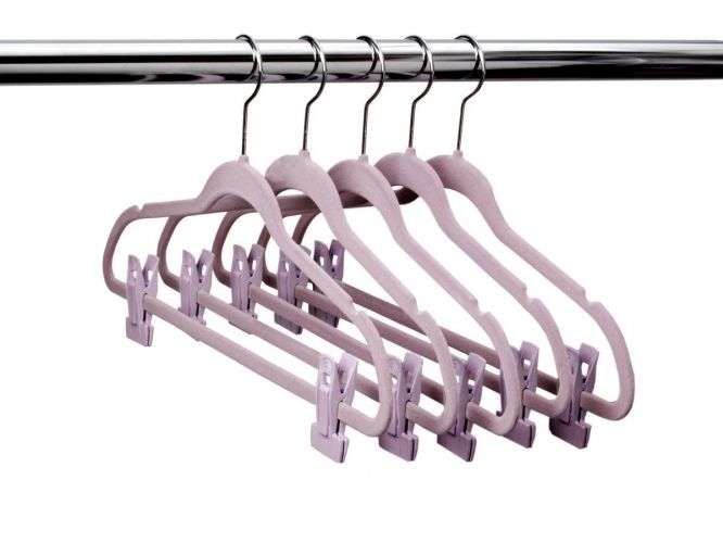Ultra-Slim Velvet Suit Hangers W/ Pant Finger Clips, Set of 5, Lavender