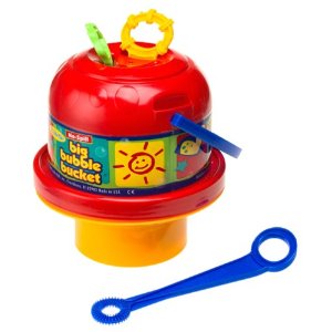 Little Kids No Spill Big Bubble Bucket, Colors May Vary