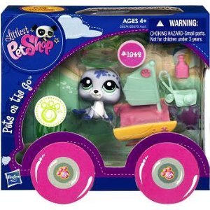 Littlest Pet Shop Pets On the Go Series 1 Seal with Catamaran
